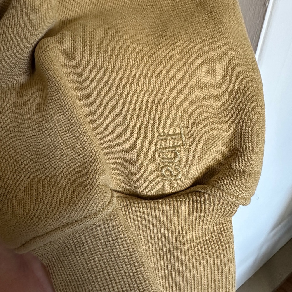 Aritzia TNA Cozy AF Boyfriend Zip up Hoodie Sweatshirt - Picture 3 of 13
